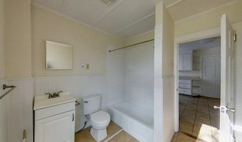 19 Dixon St 2, Newport, RI 02840