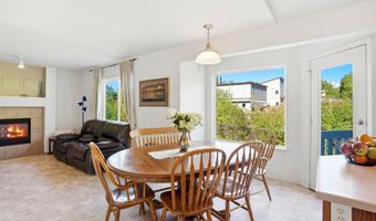 9061 Little Brook St, Anchorage, AK 99507
