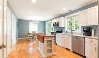 35 Thatcher Way, Barrington, NH 03825