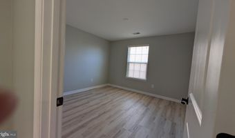 25501 EMERSON OAKS Dr, Aldie, VA 20105