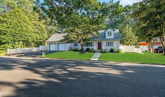 27 Frederick Dr, Bayville, NJ 08721