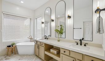 40614 N HARBOUR TOWN Ct, Anthem, AZ 85086