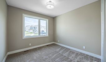 610 Ellis Cir, Adel, IA 50003