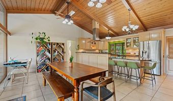 9835 Edgelake Dr, La Mesa, CA 91941