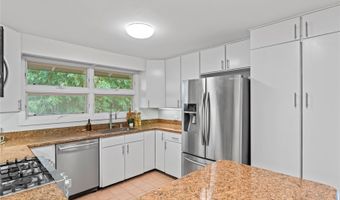 1230 Lola Pl, Kailua, HI 96734