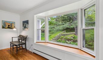 790 Rhoades Hl, Barnard, VT 05031