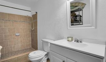 1229 E Ridgecrest Rd, Altus, OK 73521