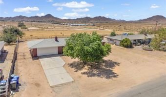 16050 Pawnee Rd, Apple Valley, CA 92307
