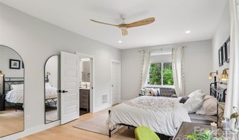 16 Baker Pl, Arden, NC 28704