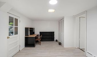 16 E LINDEN St, Alexandria, VA 22301