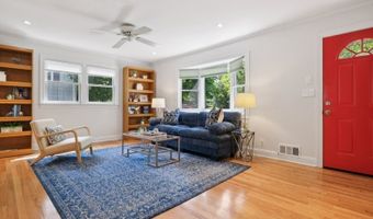 3 N Ridge Rd, Livingston, NJ 07039
