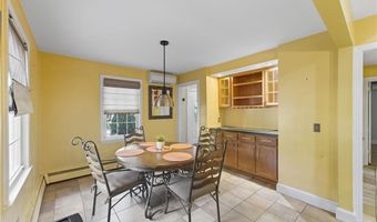 53 School St, Johnston, RI 02919