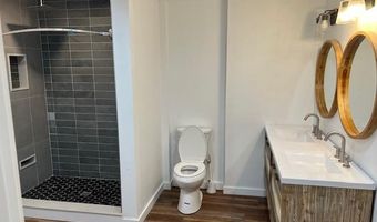 1600 Dogwood Dr, Bainbridge, GA 39819