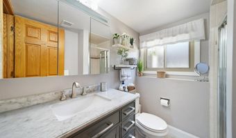 365 W Myrick Ave, Addison, IL 60101