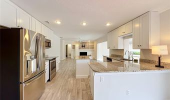 411 MONTICELLO Dr, Altamonte Springs, FL 32701