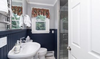 3 Clover Rd, Clinton, CT 06413