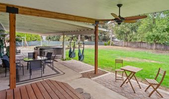 580 NW QUARRY Rd, Albany, OR 97321