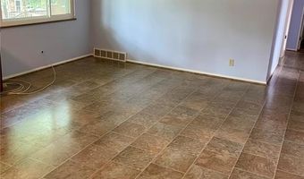 7830 Apple Valley Dr, Affton, MO 63123