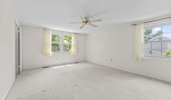 2902 STONYBROOK Dr, Bowie, MD 20715