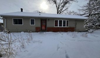 210 21st St, Ames, IA 50010