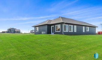 1528 W Autumn Cir, Brandon, SD 57005