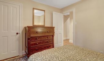 1504 LAFAYETTE Dr, Alexandria, VA 22308