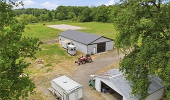 6246 Slater Rd, Andover, OH 44003
