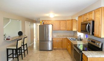 5 Mayflower Rd, Augusta, ME 04330