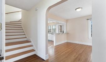 118 Ocean Ave, Cranston, RI 02905