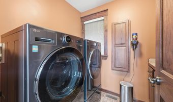 660 Winchester Southern Rd NW, Ashville, OH 43103