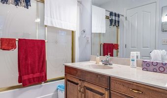 74 Driftwood Ct, Arapahoe, NC 28510
