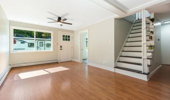 44 Sixth St, Auburn, ME 04210