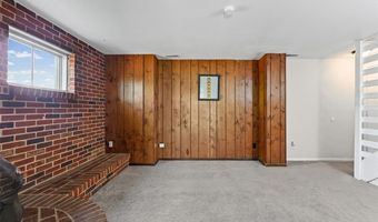 656 Rockwood Dr, Arnold, MO 63010