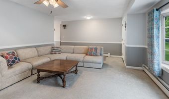 30 Marion Ave, Auburn, MA 01501