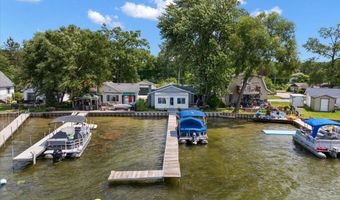 6731 Campau Lake Dr SE, Alto, MI 49302