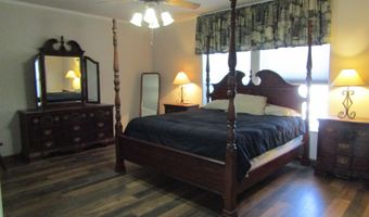 1401 W Bowman Dr, Artesia, NM 88210