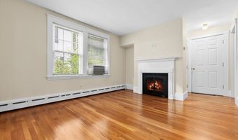 27 High St 1, Beverly, MA 01915