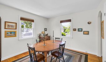 24 Toole Dr, Branford, CT 06405
