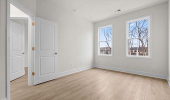 23019 BLUE EAGLE Ter, Ashburn, VA 20148