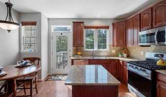 20430 CHETWOOD Ter, Ashburn, VA 20147
