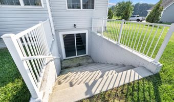 1022 FAWN HAVEN Walk, Dover, DE 19901