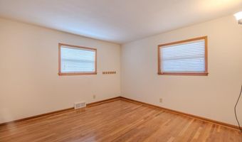 309 W Christopher Dr, Clovis, NM 88101