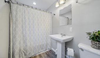 202 Shepard Home Rd, Chester, NH 03036