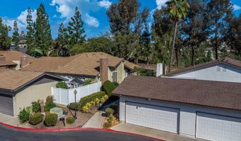 11060 Plum Tree Ln, Spring Valley, CA 91977