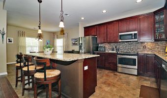 46 Rockland St, Barnegat, NJ 08005
