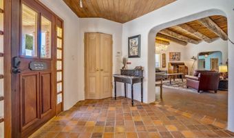 35 Arroyo Vis, Arroyo Hondo, NM 87571