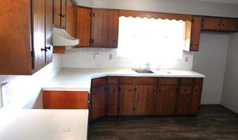211 N Pearl St, Ansonia, OH 45303