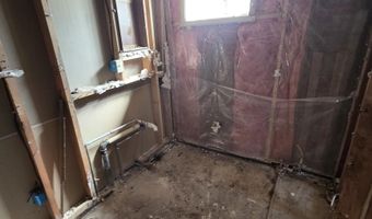 1616 ROLLINS Ave, Cheyenne, WY 82001