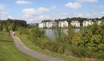 6944 ELLINGHAM Cir #A, Alexandria, VA 22315