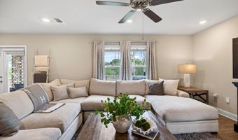 5438 Leeds Ln, Biloxi, MS 39532